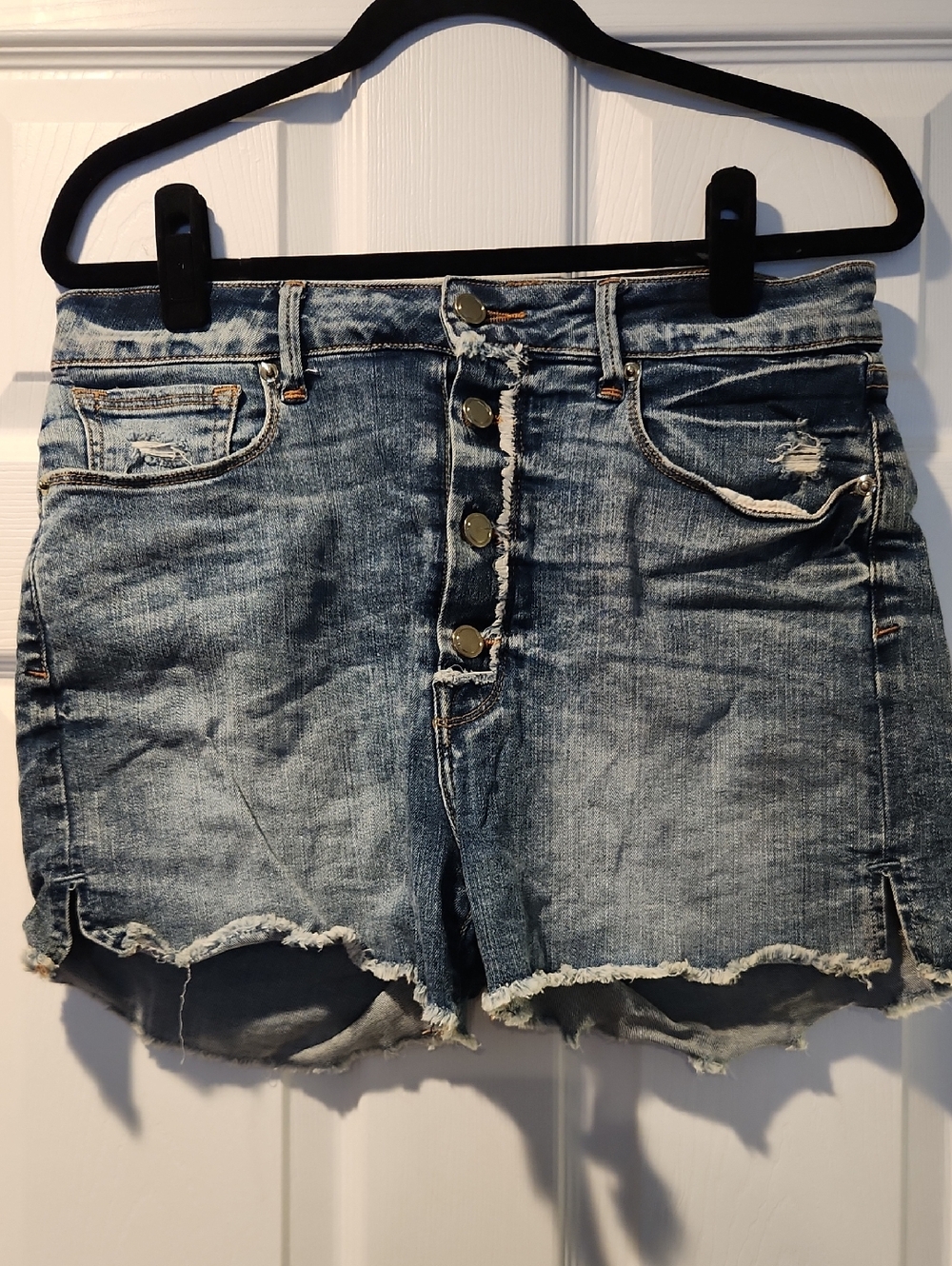 Good American Distressed High-Rise Button-Front Denim Shorts - Blue